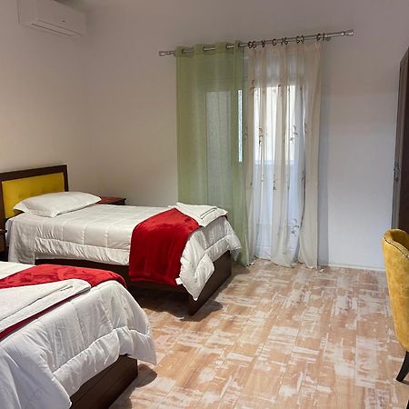 Hotel Vila C Plus Plus Berat Exterior photo